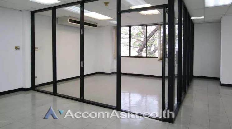  1  Office Space For Rent in Phaholyothin ,Bangkok  at Baan Jaroensook AA14293